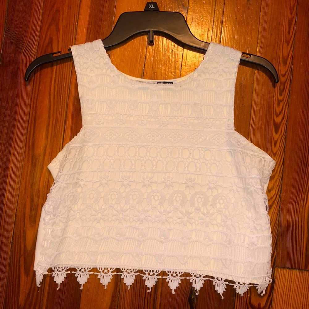 White lace crop top size small